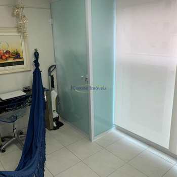 Apartamento em Santos, bairro José Menino