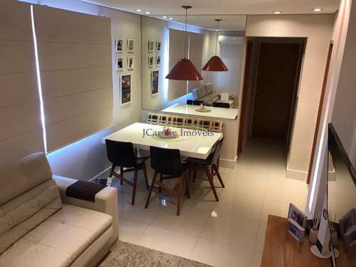 Apartamento, código 64152470 em Santos, bairro Macuco