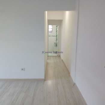 Apartamento em Santos, bairro Campo Grande