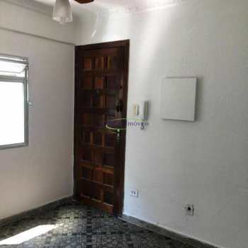 Apartamento em Santos, bairro Aparecida