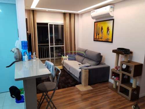 Apartamento, código 64152992 em Santos, bairro Estuário