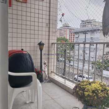 Apartamento em Santos, bairro Aparecida