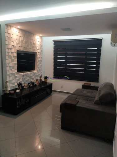 Apartamento, código 64153089 em Santos, bairro Embaré