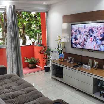Apartamento em Guarujá, bairro Jardim Las Palmas