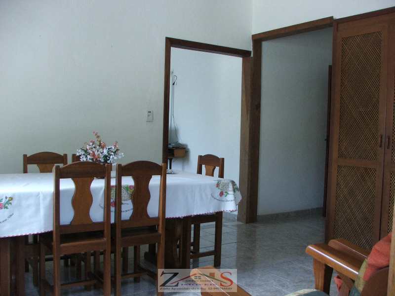 Casa em Santo Antônio do Pinhal, no bairro Centro