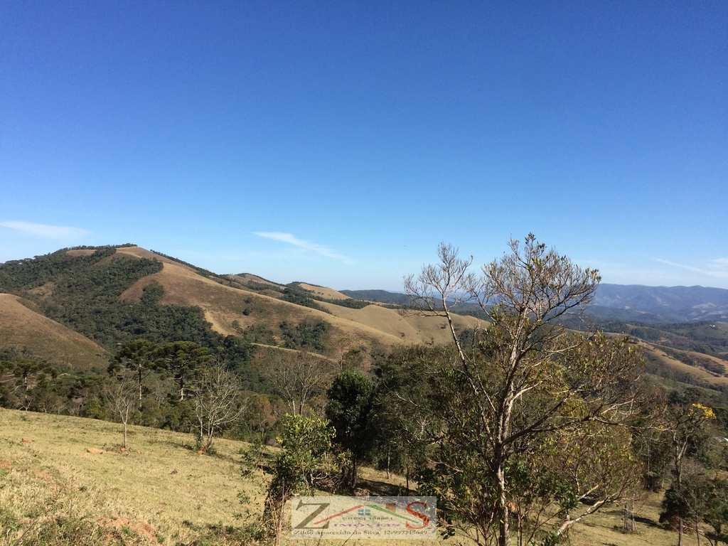 Sítio em Santo Antônio do Pinhal, no bairro Centro