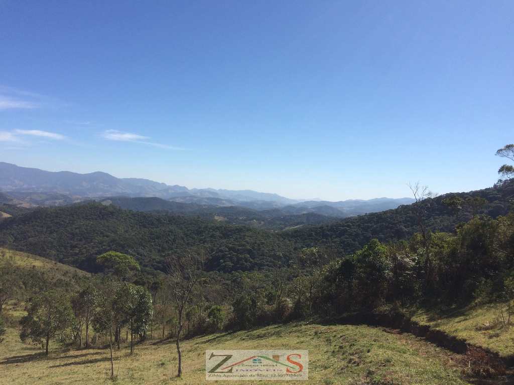 Sítio em Santo Antônio do Pinhal, no bairro Centro