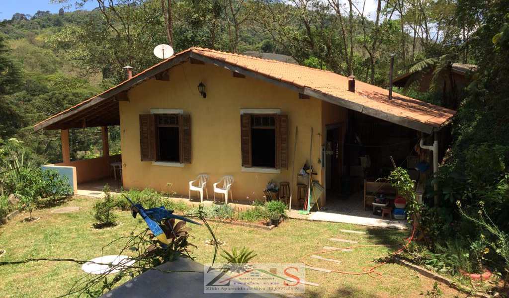 Casa em Santo Antônio do Pinhal, bairro Barreiro