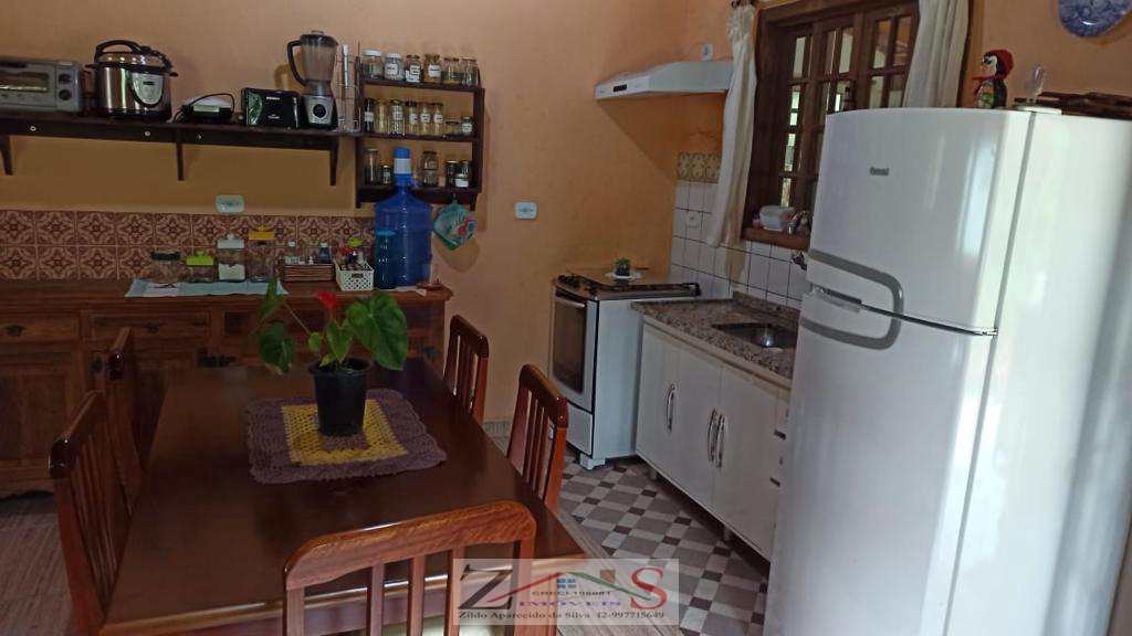 Casa em Santo Antônio do Pinhal, no bairro Barreiro