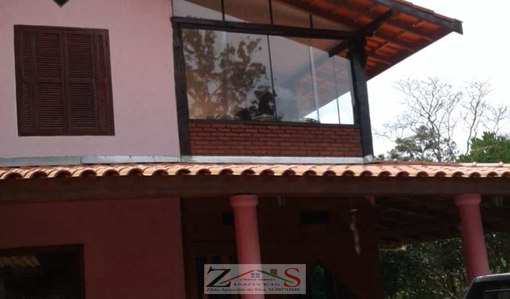 Casa em Santo Antônio do Pinhal, bairro Barreiro