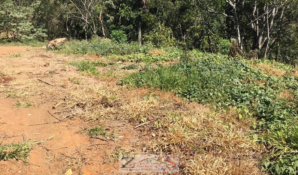 Casa em Santo Antônio do Pinhal, bairro 7 Km do Centro