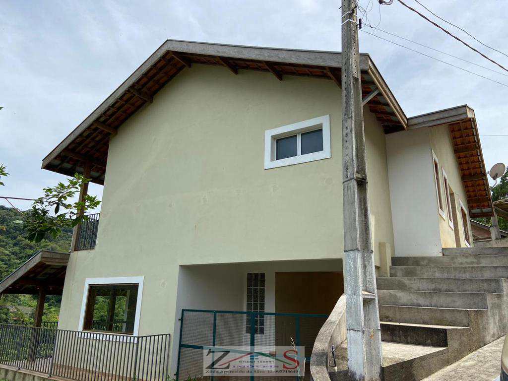 Casa em Santo Antônio do Pinhal, no bairro Centro