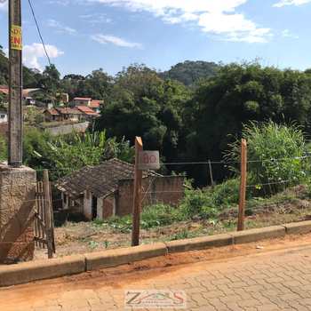 Casa em Santo Antônio do Pinhal, bairro Centro