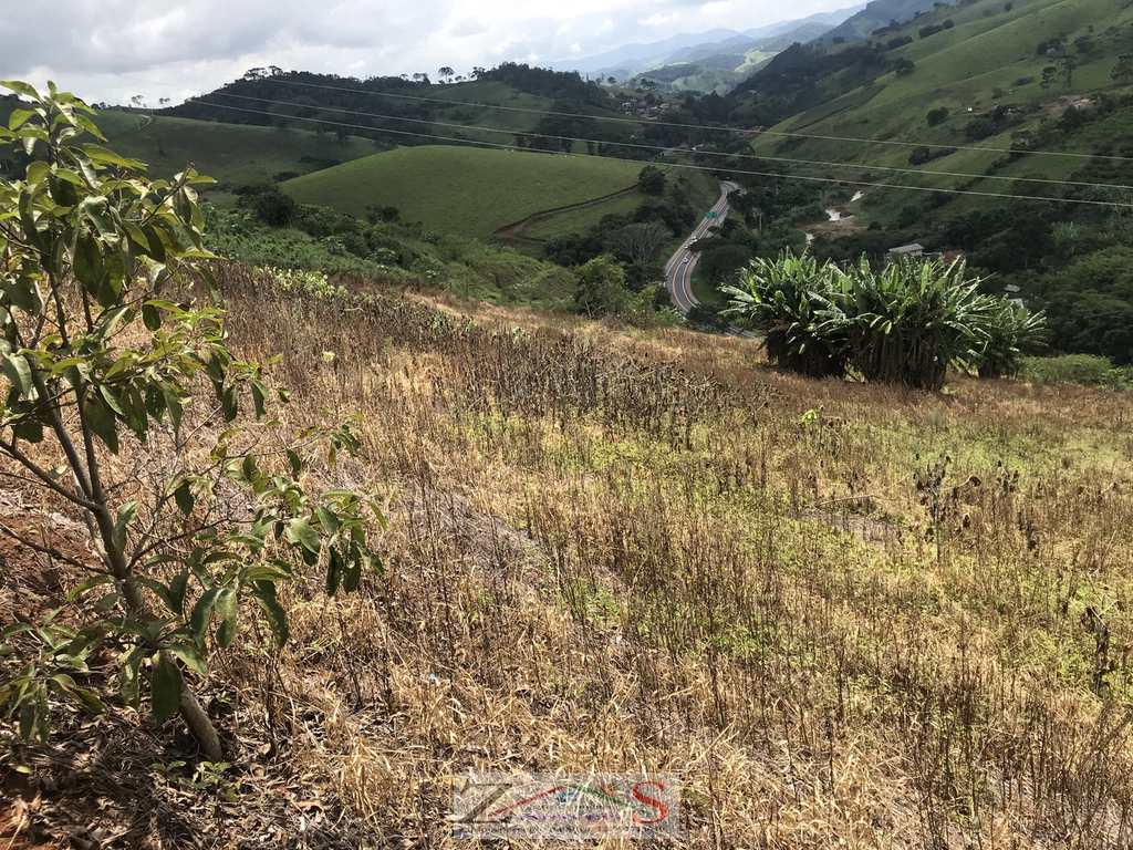Chácara em Santo Antônio do Pinhal, no bairro 13 Km