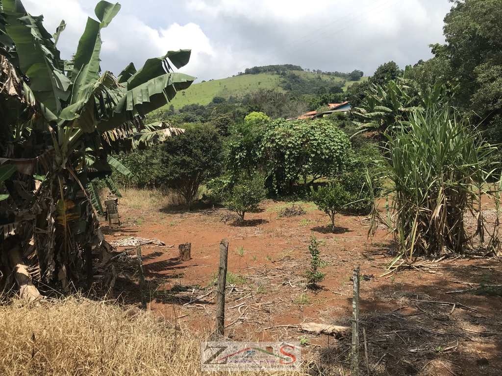 Chácara em Santo Antônio do Pinhal, no bairro 13 Km
