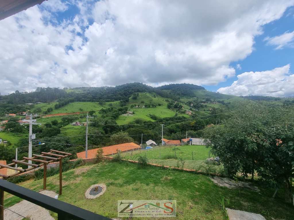 Casa em Santo Antônio do Pinhal, no bairro 6 Km