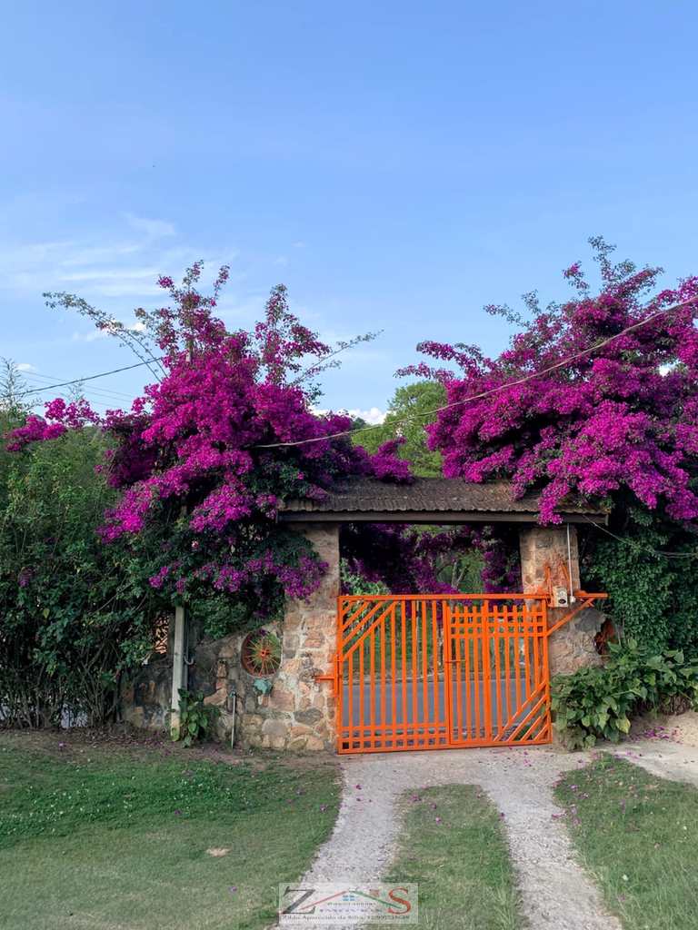 Sítio em Santo Antônio do Pinhal, no bairro 6 Km
