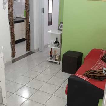 Kitnet em Praia Grande, bairro Canto do Forte