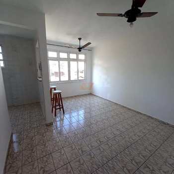 Kitnet em Praia Grande, bairro Canto do Forte