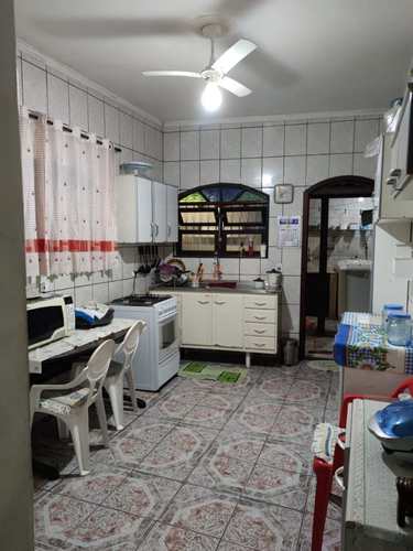 Casa, código 2742 em Praia Grande, bairro Canto do Forte