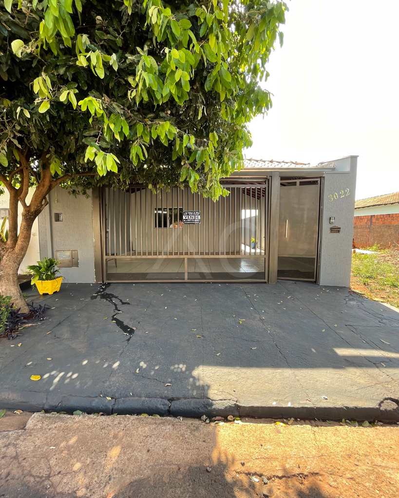 Casa em Jales, no bairro Jardim Santo Expedito