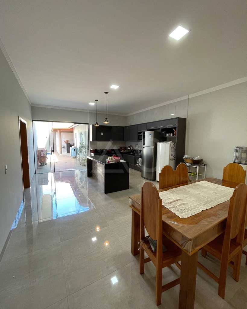 Casa em Jales, no bairro Jardim Doutor Euplhy Jalles