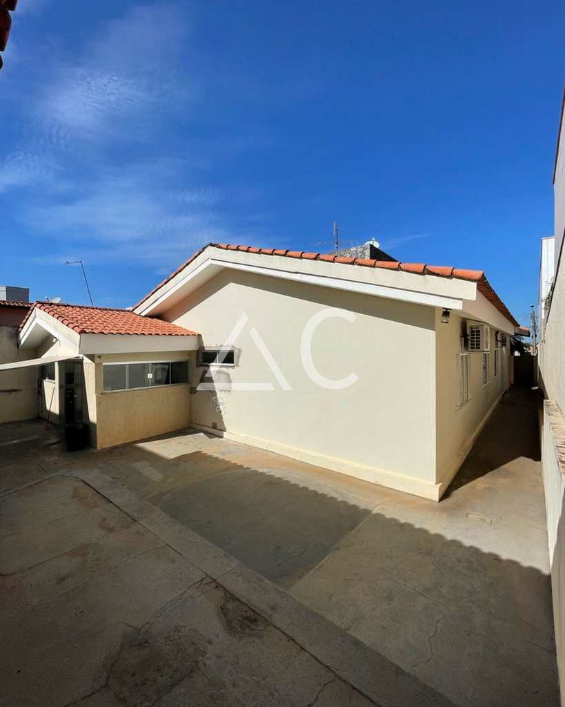 Casa em Jales, no bairro Centro