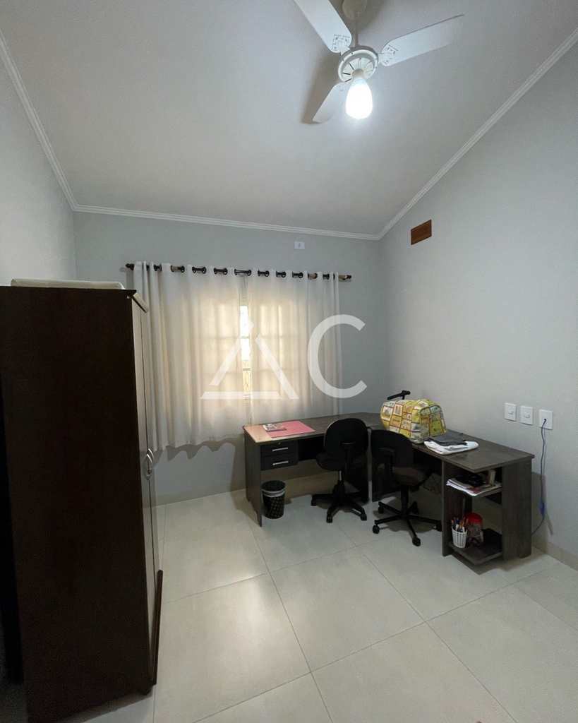 Casa em Jales, no bairro Centro