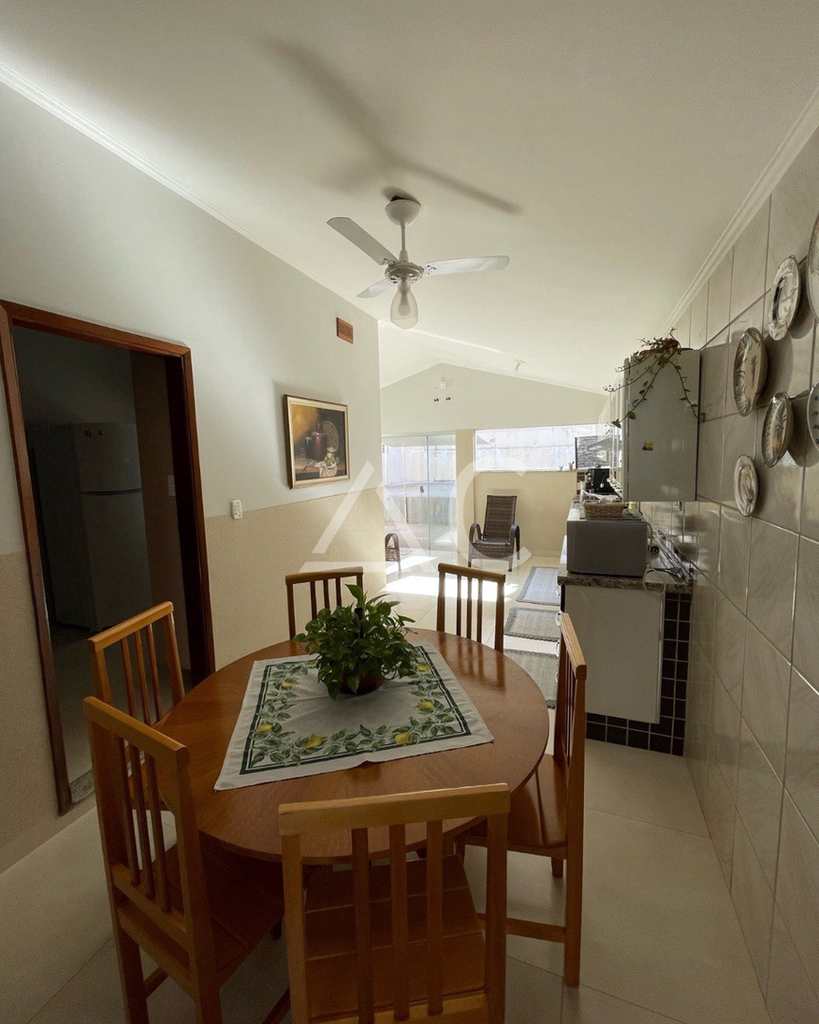 Casa em Jales, no bairro Centro