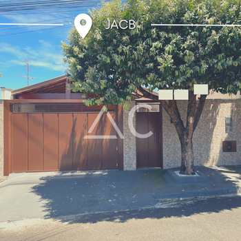 Casa em Jales, bairro Conjunto Habitacional José Antonio Caparroz Bogaz