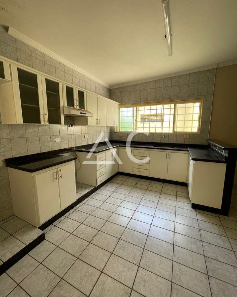 Casa em Jales, no bairro Jardim Tangará