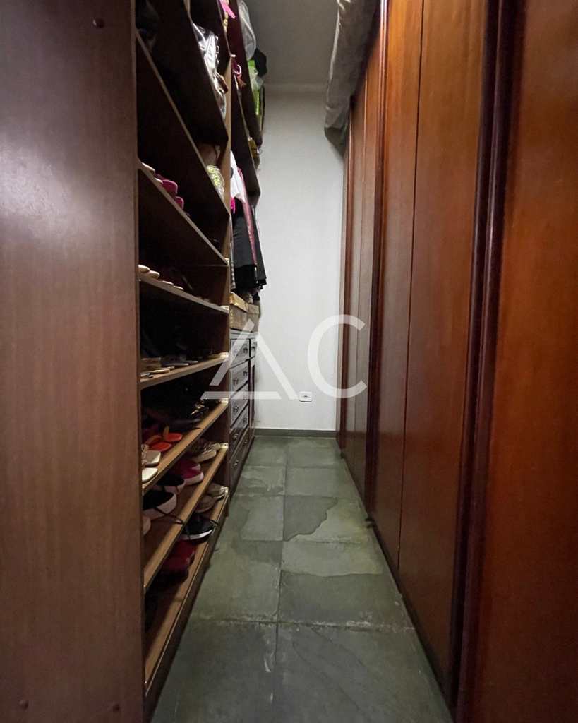 Casa em Jales, no bairro Jardim Pêgolo