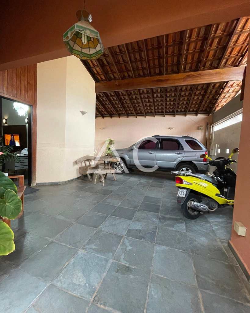 Casa em Jales, no bairro Jardim Pêgolo
