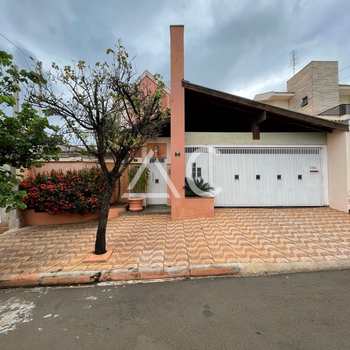 Casa em Jales, bairro Jardim Pêgolo