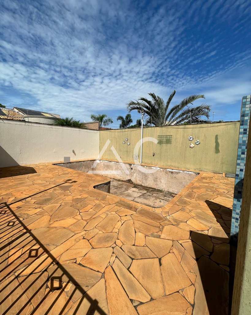 Casa em Jales, no bairro Jardim Estados Unidos