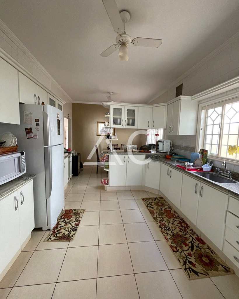 Casa em Jales, no bairro Jardim Estados Unidos