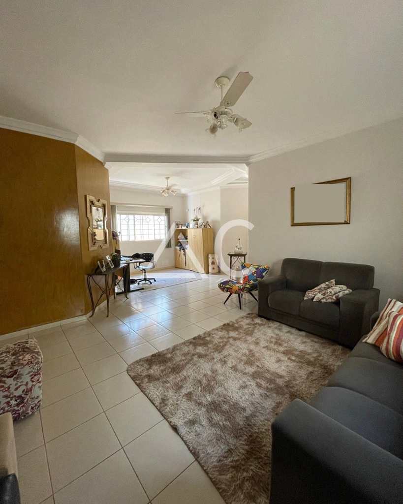 Casa em Jales, no bairro Jardim Estados Unidos