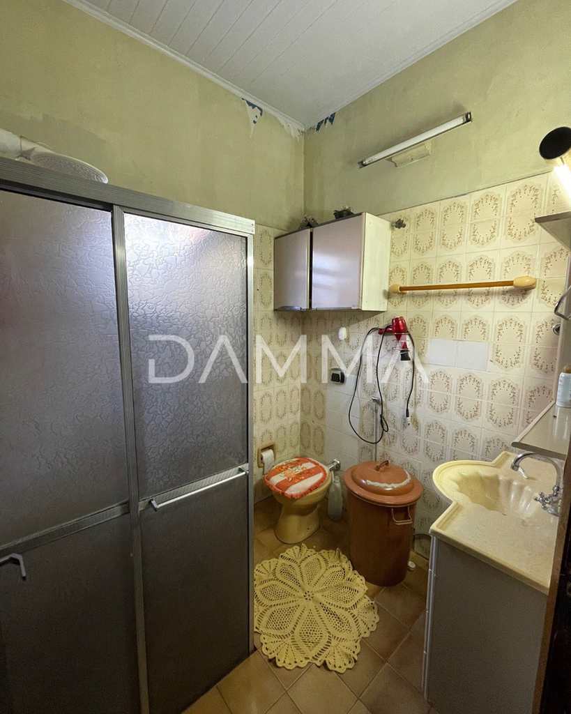 Casa em Jales, no bairro Jardim Oiti