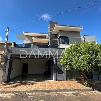 Sobrado em Jales, bairro Residencial Paineiras