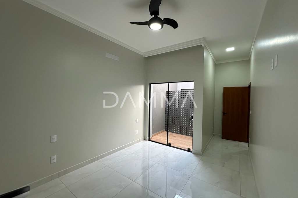 Casa em Jales, no bairro Jardim Pires de Andrade