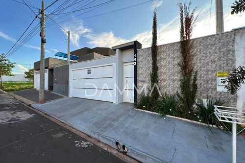 Casa, código 302 em Jales, bairro Residencial Vila Mariana
