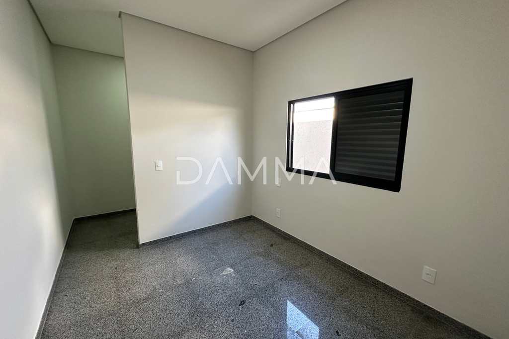 Casa em Jales, no bairro Residencial Vila Mariana