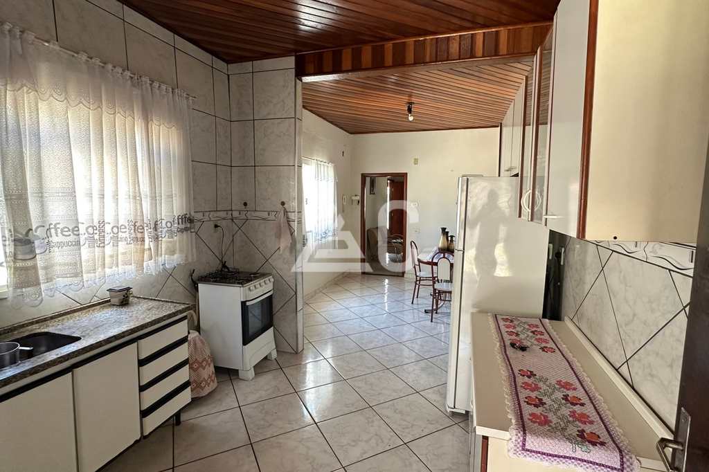 Casa em Jales, no bairro Jardim Primavera