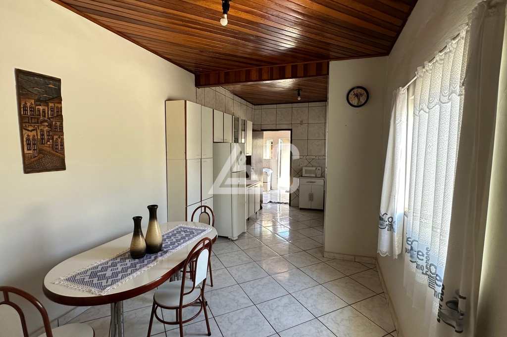 Casa em Jales, no bairro Jardim Primavera