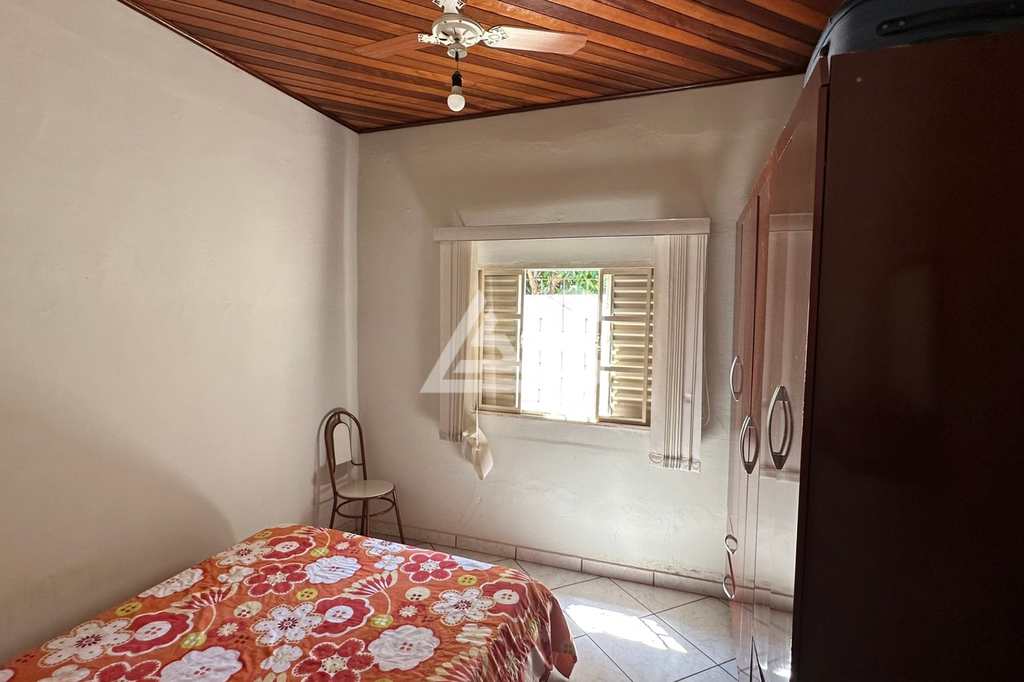 Casa em Jales, no bairro Jardim Primavera