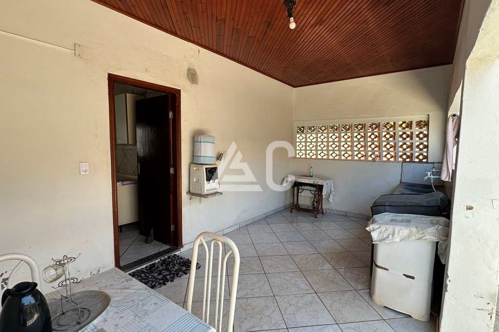 Casa em Jales, no bairro Jardim Primavera