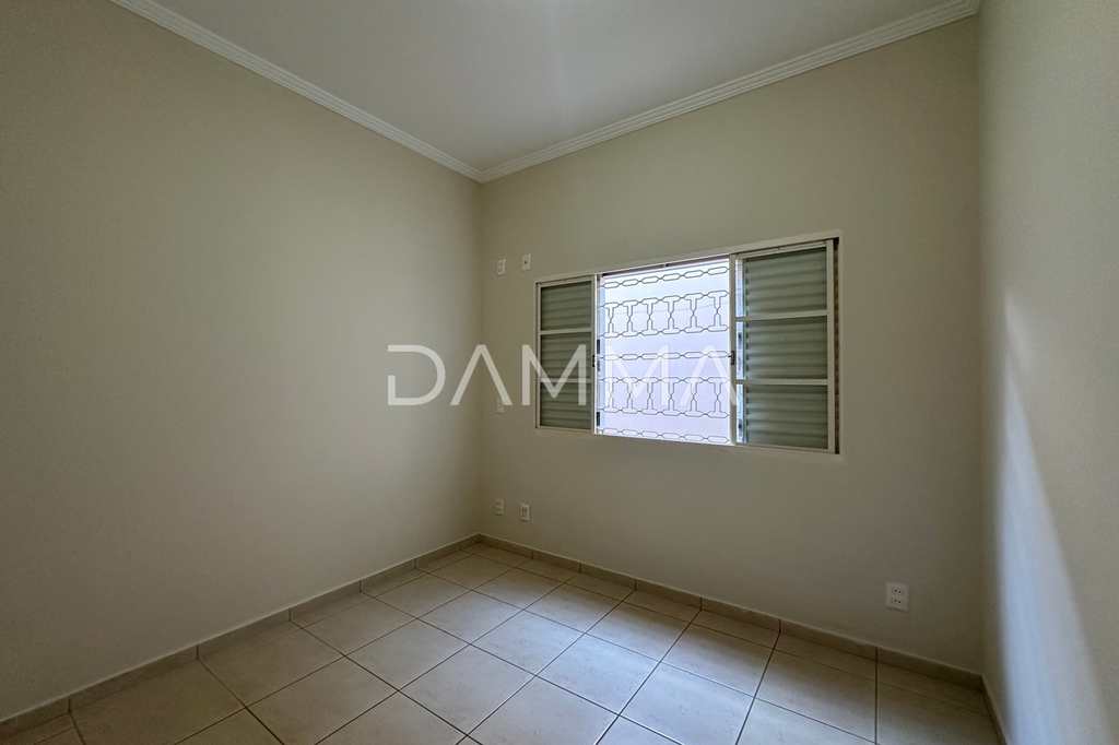 Casa em Jales, no bairro Jardim Pêgolo II