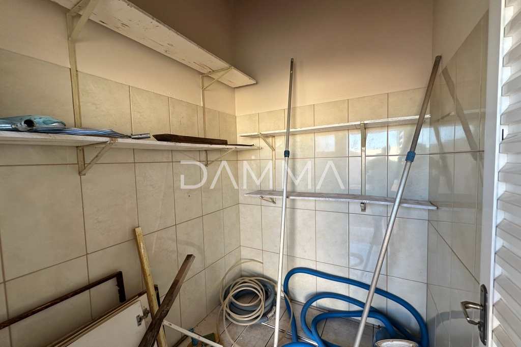 Casa em Jales, no bairro Jardim Pêgolo II