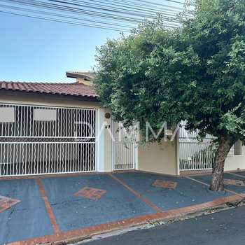 Casa em Jales, bairro Jardim Pêgolo II