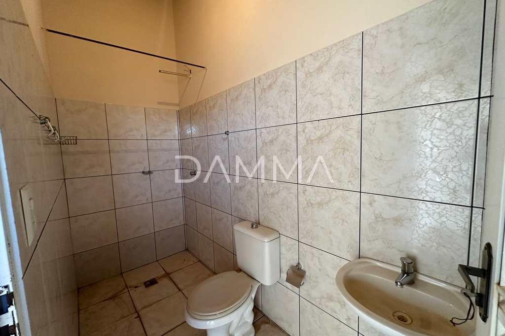 Casa em Jales, no bairro Jardim Pêgolo II